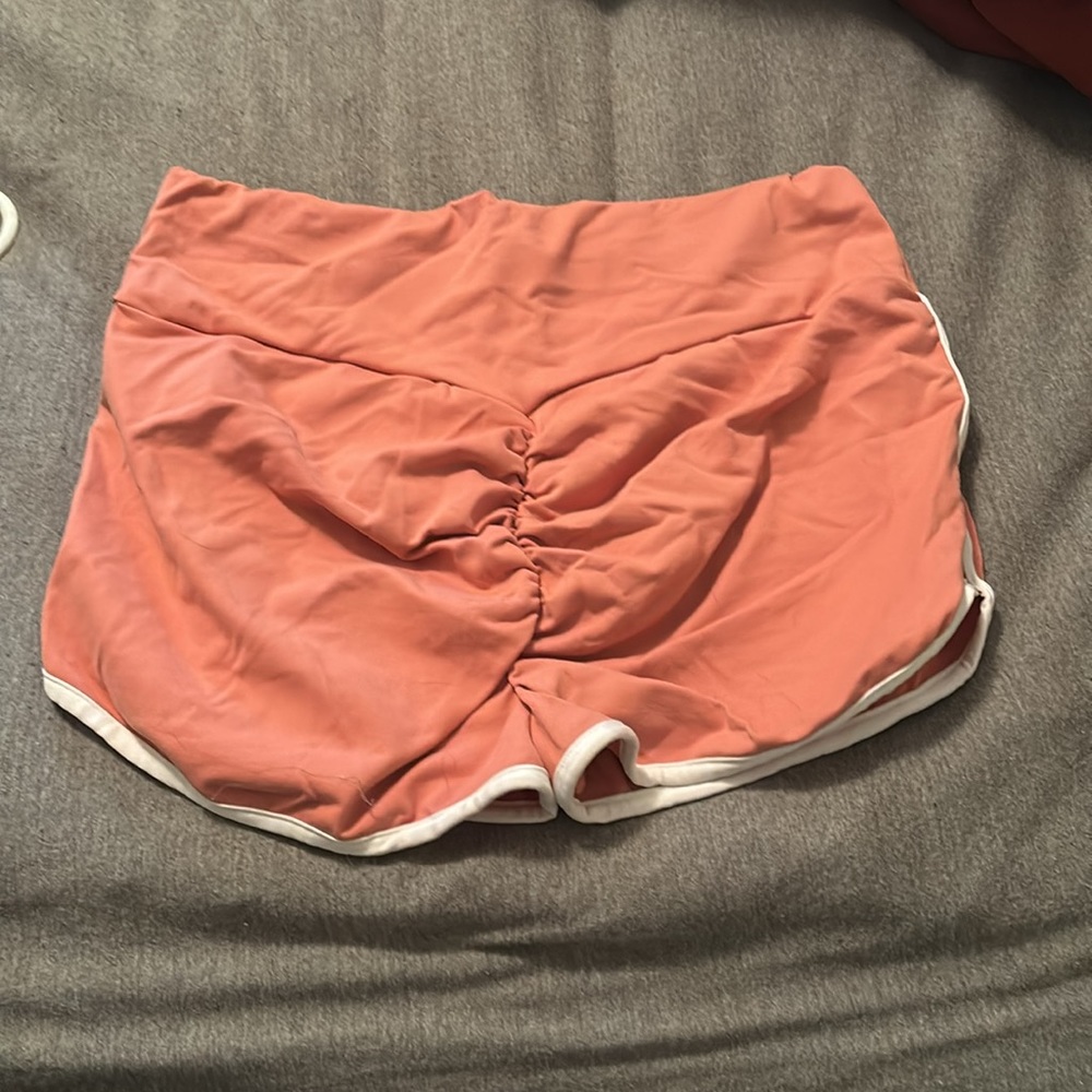 Scrunch Booty Shorts - Picture 2 of 2